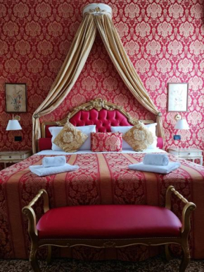 Отель Friendly Venice Suites - Luxury Suites in Venice  Венеция